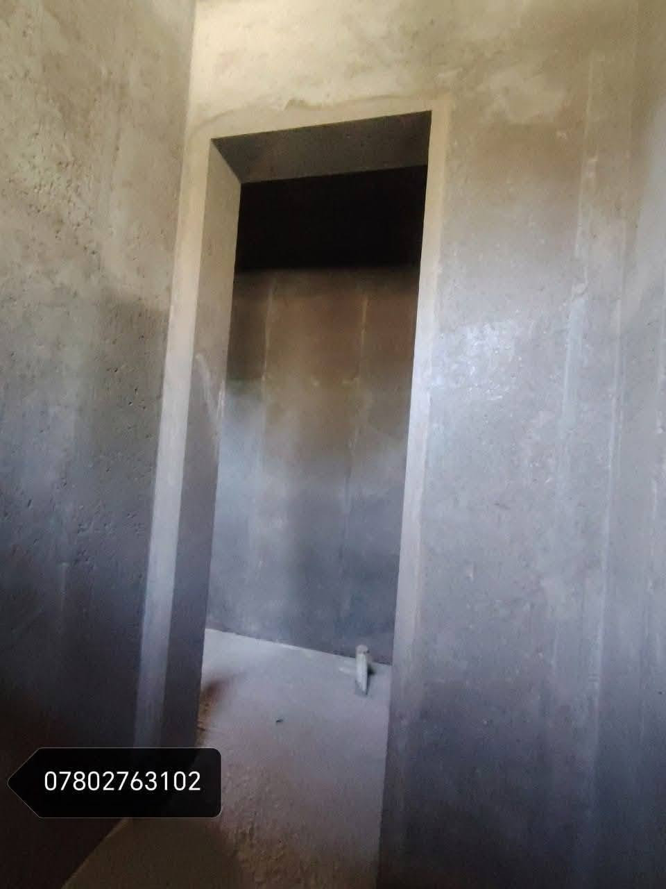 السـلام عليـكم
👷 لباخ متـفـرغ
⚒️ العمل بنظام (المتر، المقطوعة، أو اليومية) 
📐 نعمل بأحدث الطرق المتميزه
📏 سمـنت + جراره + سقل + مساطر تصفير جدران
🌓 جـص + بـورگ
🛠️ تقشيـر جدران وإعادة ترميمه
⚪ نثـر واجهات وأسيجه
🔨  دقة في التنفيذ ، التزام بالمواعيد
📞 للتواصل ***********.. ***********

نص مكتوب في الصور:
- ***********