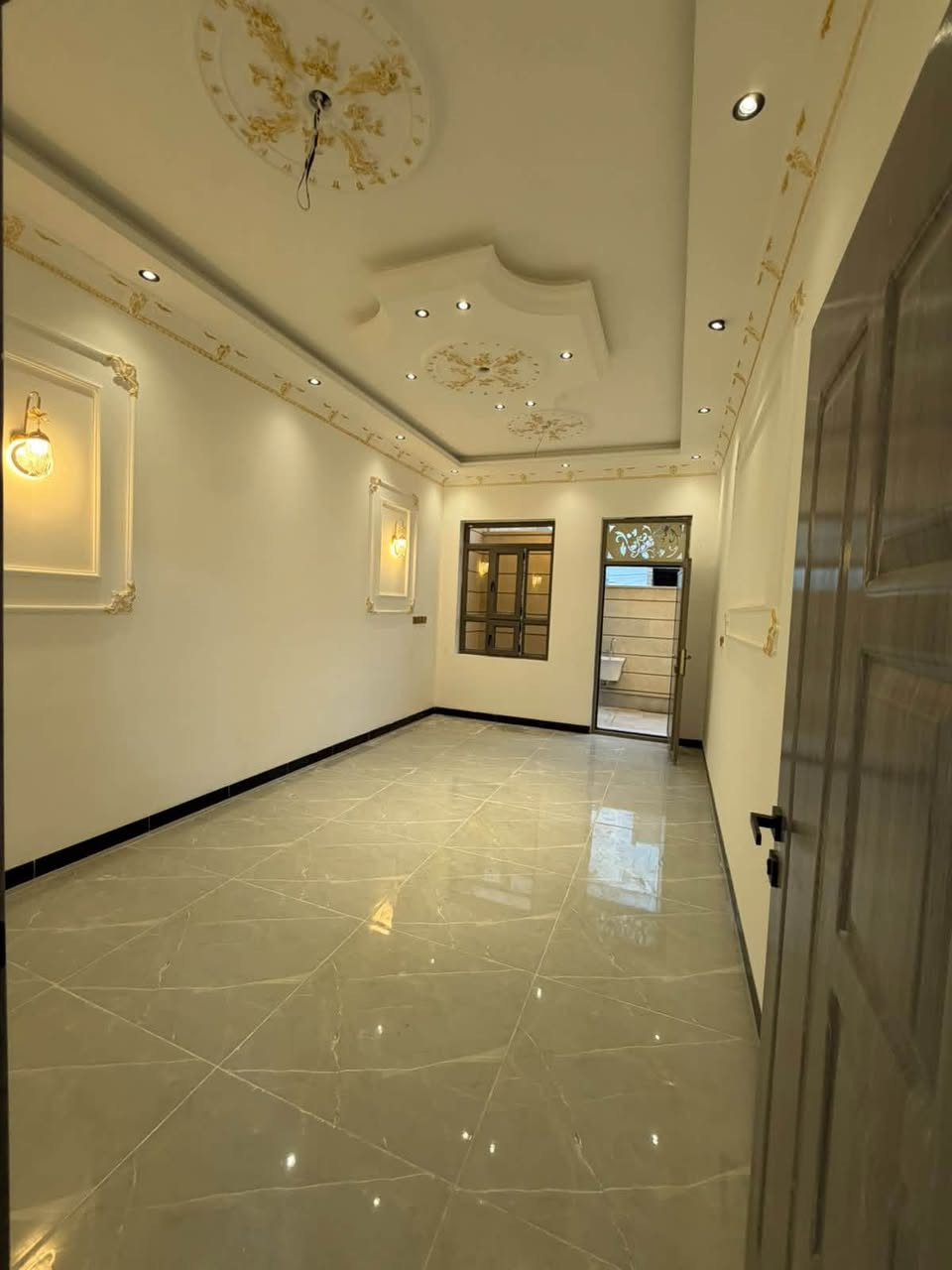 تكريت الديوم • ١٥٠م • ٤غرف
