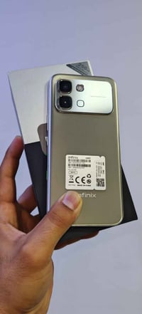 انفنكس نوت ايدج 5G • ٢٥٦ • نضيف