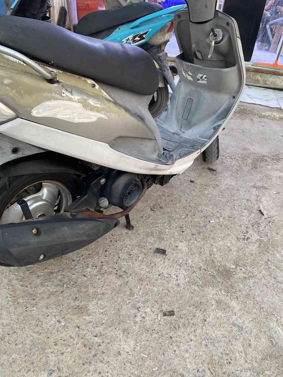 دراجه نضيفه ما مفتوحه
العنوان بصره ابو لخصيب
800 وبيه مجال
***********
