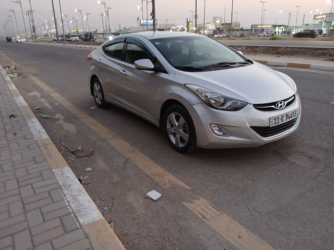 السلام عليكم النترا وارد امريكا رقم بغداد مكينه ٢٠٠٠ دوش حادث أمريكا قطعتين صبغ وبالعراق بيه قطعتين السونار مرفق ويه الصور السعر ٩٢ بيه مجال قليل مكان السياره صويره للاستفسار الاتصال على الرقم ***********
