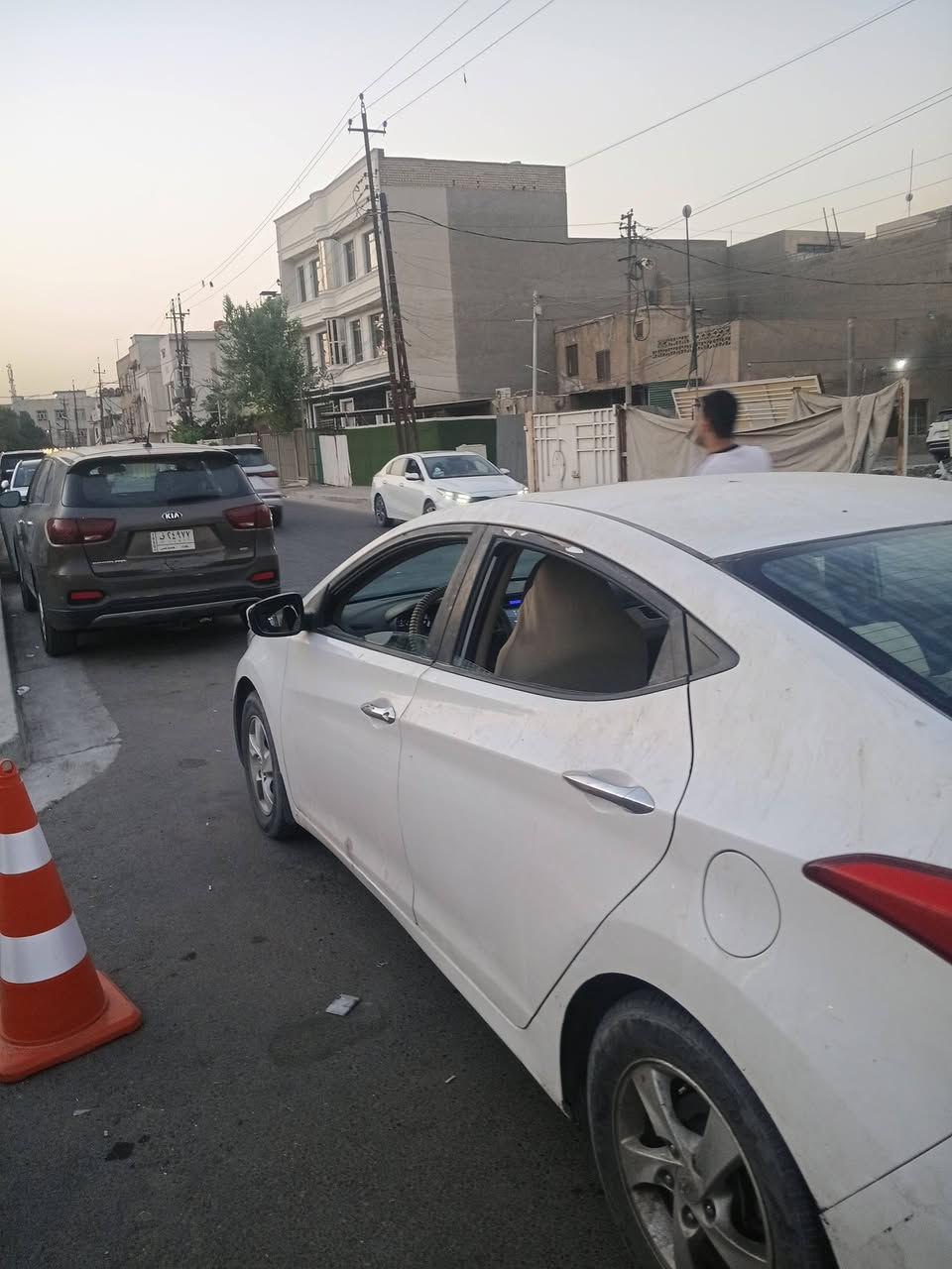 سيارة الالنترا موديل ٢٠١٤ خليجي مكينه ١٨٠٠ دوش بيها طخات خفيفه سعر ١٠٤ مكان الكاظميه 
***********
***********
