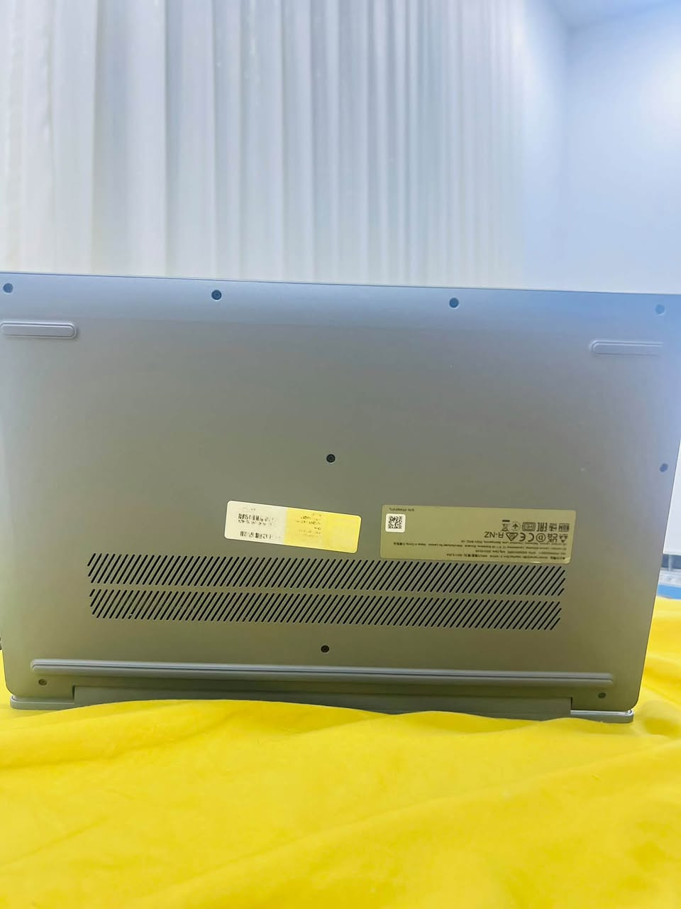💻للبيع لابتوب Lenovo IdeaPad Slim 3 �🔥

� الموديل: Lenovo IdeaPad Slim 3 15IRH8
🔹 المعالج: Intel Core i7-13620H ⚡
🔹 الجيل: الجيل 13
🔹 الرام: 16GB DDR5 🚀
🔹 التخزين: SSD
🔹 الشاشة: 15.6” FHD
🔹 النظام: Windows 11 Pro 64-bit
🔹 كرت الشاشة: Intel UHD Graphics
🔹 مناسب جدًا للبرمجة، الشبكات، الأمن السيبراني، الدراسة والعمل.

✨ الجهاز نظيف وحالته ممتازة
⚡ أداء سريع واستجابة ممتازة

💵 السعر: 700,000 دينار عراقي فقط

📍مكاني ناصريه _ سوق الشيوخ 

📦 توصيل موجود 

📩 للاستفسار والتفاصيل مراسلة الخاص او الاتصال على الرقم ⬇️
*********** 
متوفر واتساب ايضا
