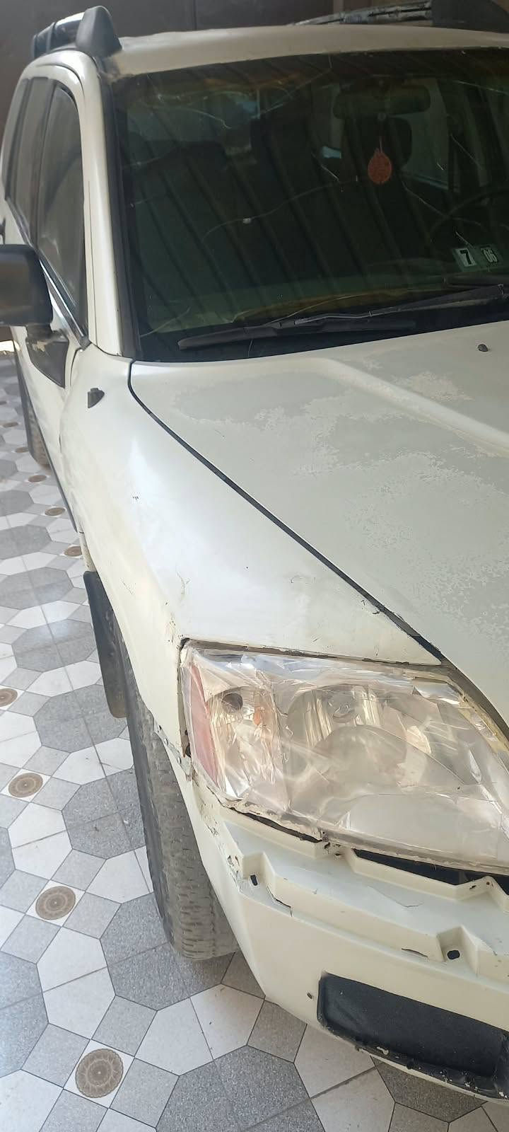 ميتسوبيشي انديافور • ٢٠٠٤ • ابي الخصيب