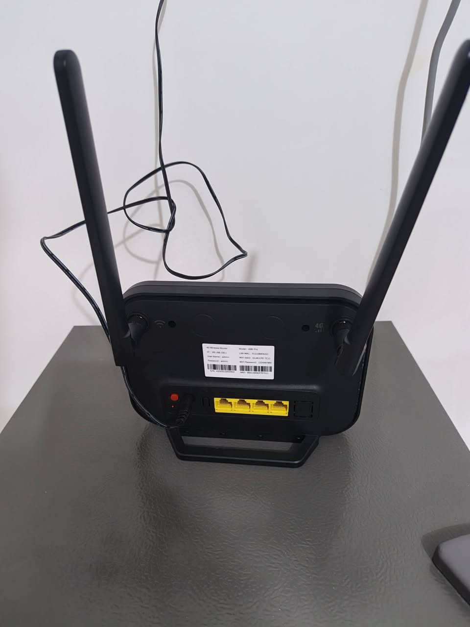 السلام عليكم...

راوتر اولاكس 4G جديد بلكارتون ممستخدم 

مميزاته... 
1 راوتر جوكر يدعم جميع الخطوط 
300 mbps   2
3  يتحمل عدد متصلين 32 جهاز 
4 كهرباء + شحن بطاريته 5000 ملي امبير  

للتواصل واتساب  ***********
