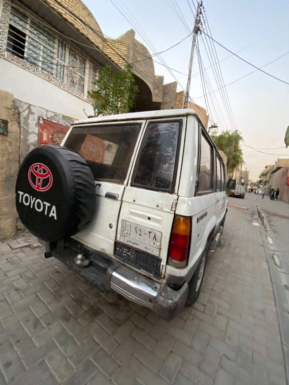 سلام عليكم تالوبر ازوزة للبيع موديل 91
رقمها واسط راعيها موجود تحويل ثاني يوم السعر 24 وبيها مجال بسيط بغداد العبيدي ***********

ملاحظة  السيارة بيها مكينة ونجي 6 بيها تبخير يعني اجفت

