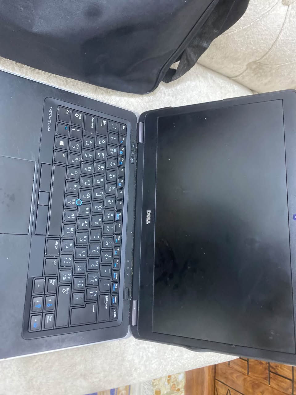 حاسبه DELl. للبيع كدامك نظيفه مستعجل على بيع 250قابله للتفاوض شي بسيط الرقم ***********
