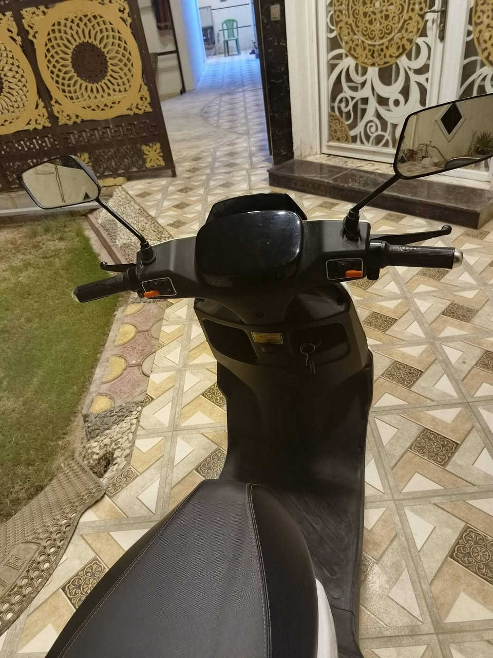 سلام عليكم ورحمة الله ماطور شحن جديد بعده مستخدم 3اشهر للبيع 6 بطاريات سعره 700 وبيه مجال شراي يجي خاص رقم الهاتف *********** بيه وتساب 
عنواني الانبار عامرية الصمود
