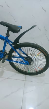 بايسكل للبيع سعر 100 وبيه مجال مكان بغداد شعب رقم الهاتف 07773444314