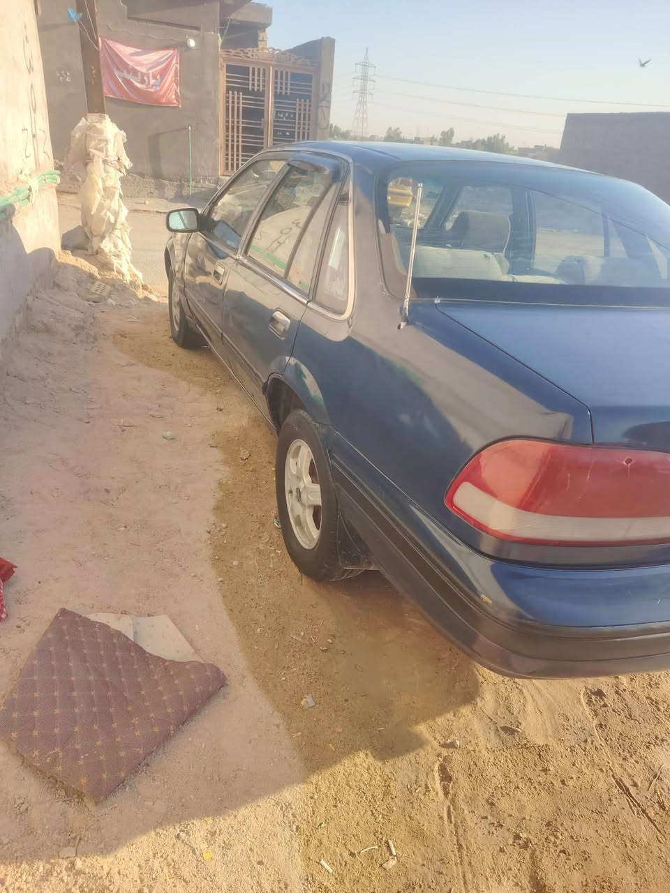 دايو برنس فراشة موديل 96 رقم بغداد نكليزي سنوية 29 كير اتماتيك مكينة مكفولة كير مكفول شواصي بلاد بدون تعمير خياس ماكو ضربة ماكو كهرباىيات شغالة كيجات شغالة منضومة بانزين كامل تبريد شغال مكان السيارة بنجف الاتصال *********** السعر 28 وبيها مجال لون ازرق نيلي غرامات ماعلبها
