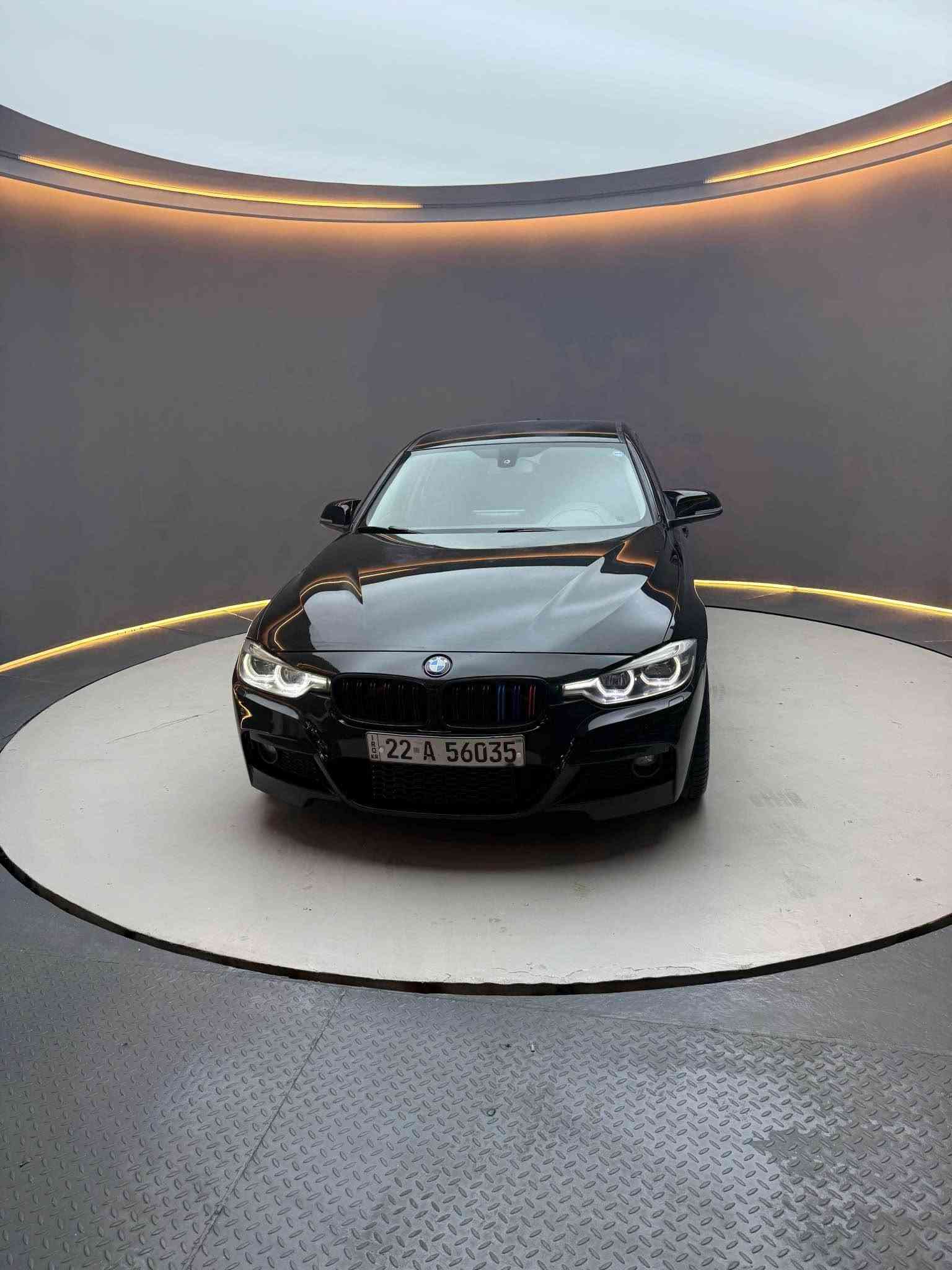 ‎سيارة BMW حجم F30 320 موديل 2016 حجم المحرك 2000 توين بور تيربو 4 سلندر 
‎مسويلها ادامه كامله 
‎رياضي رقم اربيل جديد السيارة جاهزة مال جناي وبلادية مواصفاتها
‎1_شاشة اعطال وعرض
‎2_بصمة تشغيل 
‎3_گير 8 نمر
‎4_ محرك 4 سلندر توين بور تيربو
Twin power turboكشنات جلد+خزن 3 وضعيات 
‎6_ تحكم ستيرن
‎7_ نظام اقتصادي _رياضي_ اعتيادي ويل ام اصلي سعره 600$  مع تخم تاير جديد 200@
‎يعني 3 وضعيات قيادة
8_ Auto stop/start
9_DTC+DST+ABC
‎10_ تبريد قطعتين 
‎11_ تحكم ستيرن جهتين 
‎12_ لايت زنون اصلي عالي ناصي
‎ا هزه سنويه جديد
***********
‎مكان سیارە سلیمانیە و سنویە بسمی -فقد لبيع السليمانية, العراق

نص مكتوب في الصور:
- 21:13 LTE 70 Back to top | Lot details Back to top | Lot details Back to top | Lot details poctra.com