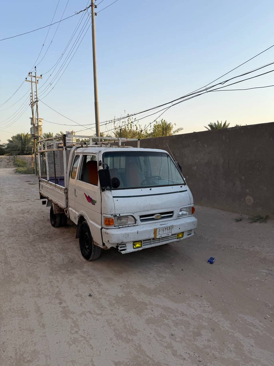 السلام عليكم كيا بنكو 96 قماره وربع رقم بغداد الماني سنويه عظم بدون تحويل مااندل راعيها حصت كاز بكل المحطات السياره خير من الله مكينه وكير جدد شاصي مكفول حداديه نظيفه بور جديد 4 تايرات جدد شادهن دشبول جديد  السعر 27 مكاني بابل ***********
