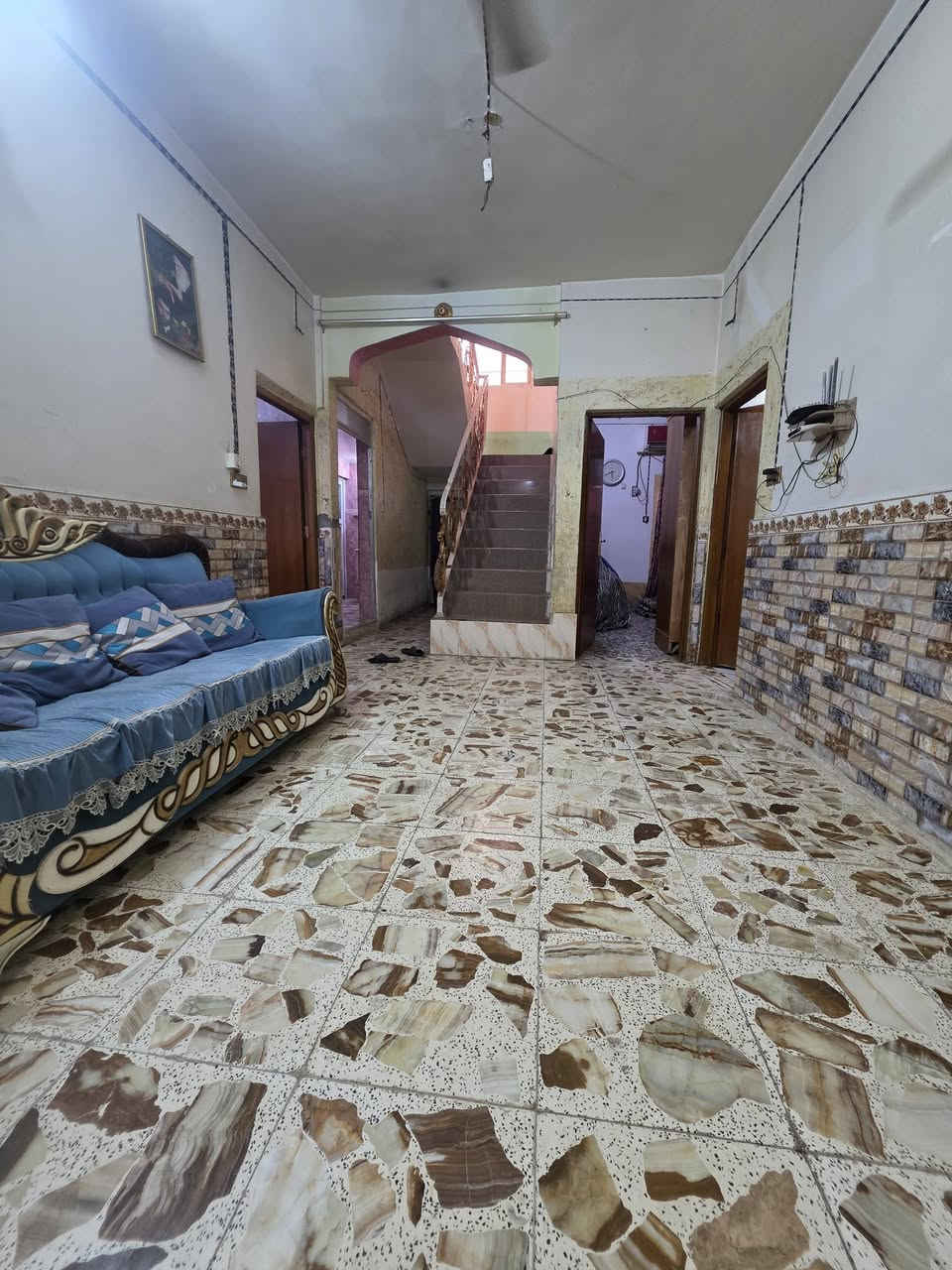 يالله يتوفر دار للبيع المساحه ٢٠٠م مقابل مدرسة أقرأ طابو زراعي غرفتين وصاله واستقبال ومطبخ وصحيات بناء طابوق كونكريت مرقم بلديه للأستفسار الاتصال على ***********
***********
او زيارة مكتبنا الكائن شارع القادسية قرب مدرسة الذكوات الاهليه القديمه

