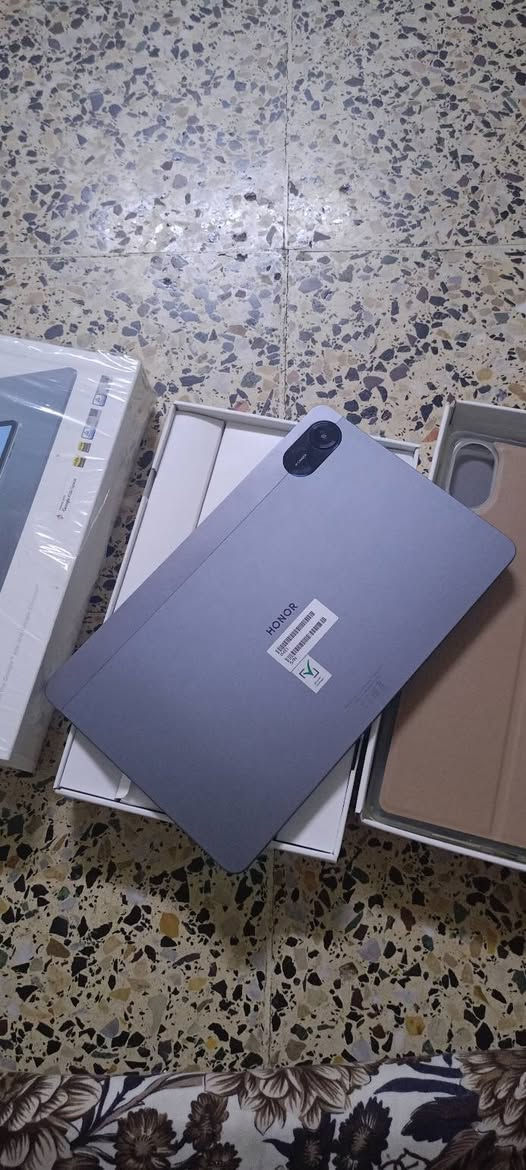 هونر باد X9 • ١٢٨ • رام ٧