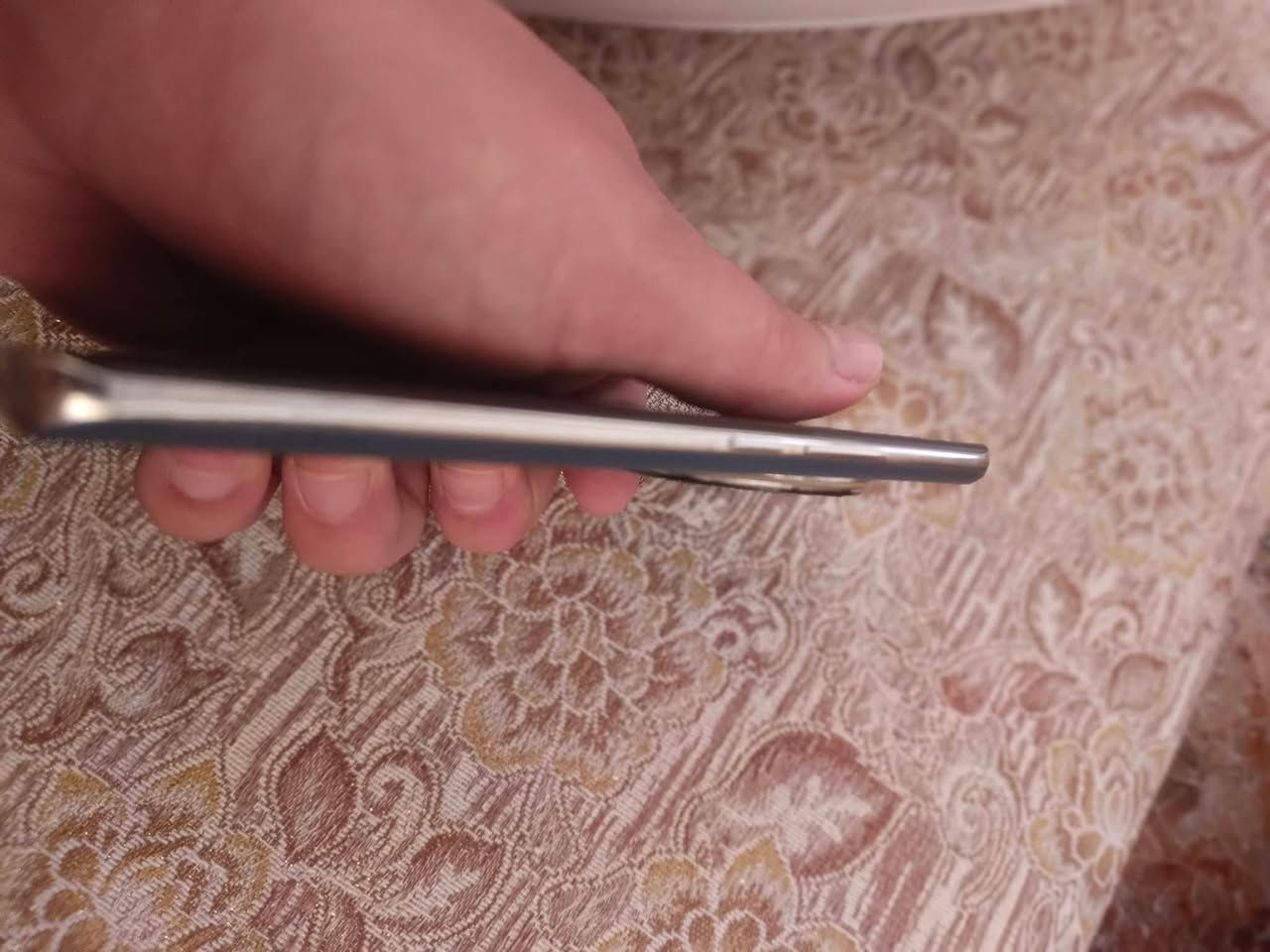 ريلمي ١٢ برو بلس • ٥١٢ • شاحن ٦٧ واط