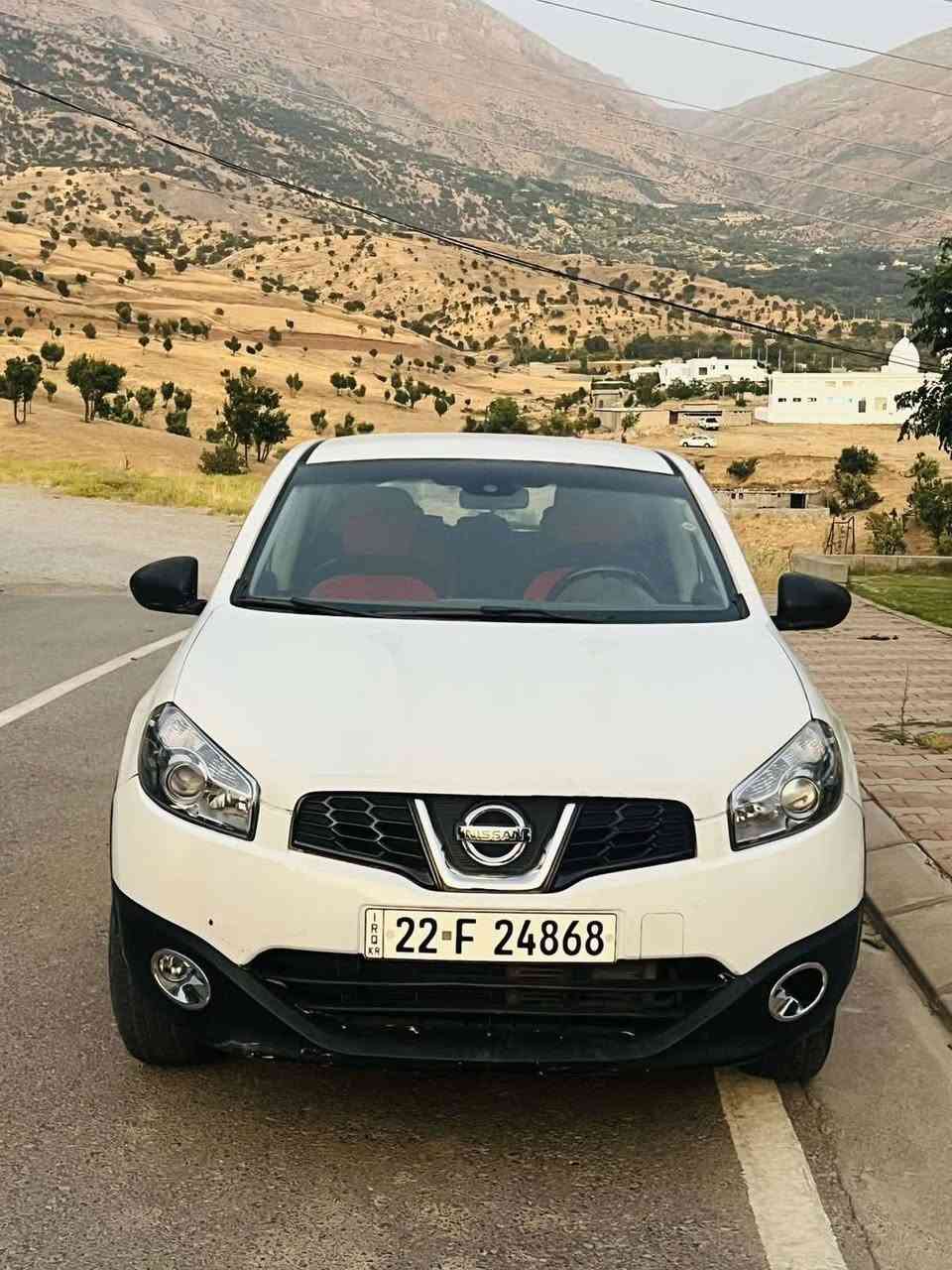 نیسان قەشقە ۲۰۱۲ 
بێ سبوخ چەند پەڵەیەکی ساردە بەبێ سبوغ‌ و کارت
لە وێنەکان ڕوون دیارە جوانتر نەبێ ناشیرن تر نیە
سەیارەیکی توند و تۆڵە سەنەوی نوێیە بە ناوی خۆمە وەکالەی بە شەرت هەزەی نوێیە
سێرڤس حامی لۆ کرایە بێ حەیبە
شاشە ئایپاتە
٤جام کارەبایە
تاک ئەکسلە
تەحەکوماتی سەر سوکانی هەیە 
نامە بنێرە بۆ بینینی سۆنەری سەیارەکە 
سعر ۱۱٥و مەجال 
زین:***********
کۆڕەک:***********
ئاسیاسێڵ:*********** شومان, أربيل
