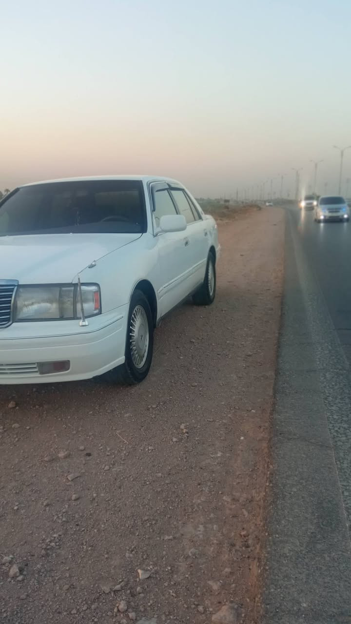 راس الثور موديل 98 أيسر بلاد رقم بغداد  بأسمي تحويل مباشر مكينه وكير ٣ الاف بلاد جدد تبريد ثلج تخم تاير جديد توه شاده حداده جديده دواخل جدد كهربائيات كلها شغاله ***********
