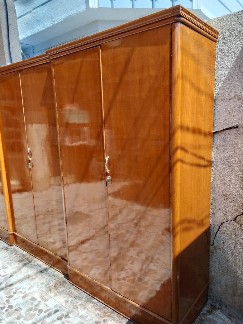 اعلان 🇮🇶كنتور 6باب طابق وربع تزكام درجه اولى چتف جاوي السعر 275+بوفيات العدد 2 السعر الوحده 150تزكام درجه اولى وبيهن مجال ويوجد توصيل داخل النجف الشراي يتصل على الرقم *********** بيع سريع فقط شراي يتصل اسوالف ماريد على باب الله احنه النجف, العراق
