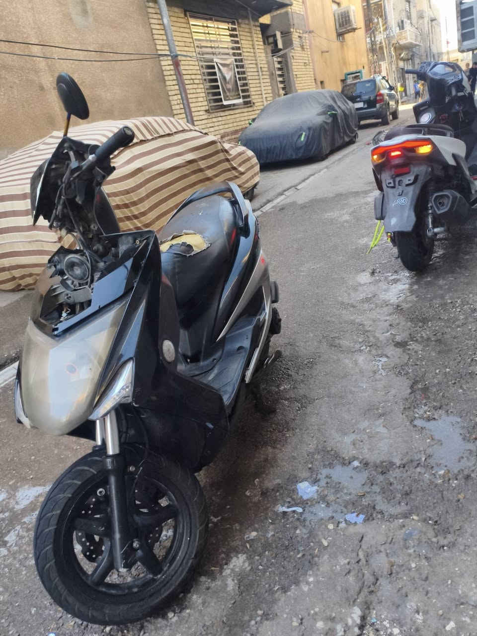 سكنس لد للبيع
دراجه على وضعها ابيعها مكينتها كلش قويه
بيها كلج خلفي كوسو 
***********
مكاني الشعله
