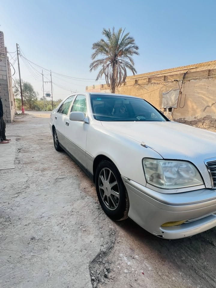 السلام عليكم ملكه البيع مكفوله من الكصه والضربه 
فول مواصفات عده الفتحه 
برده خلفيه ثلجه اربع دكم مكينه ديفوار الجبيره 
تخم تاير رقم نكليزي سنويه 31
السعر 135وبيها مجال 
مكاني ناصريه سوك الشيوخ 
***********
