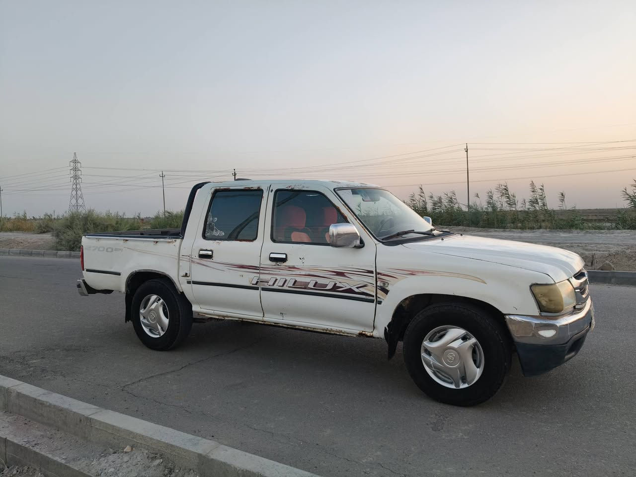 بيكم دير للبيع 
رقم بصره شرط التحويل 
جاهزه مكينه كير حداديه كهربائيات تبريد 
سياره بدون صبغ بلاد 
المكان الناصريه، الدوايه 
رقم الهاتف ***********
السعر 36وبيه مجال قليل
