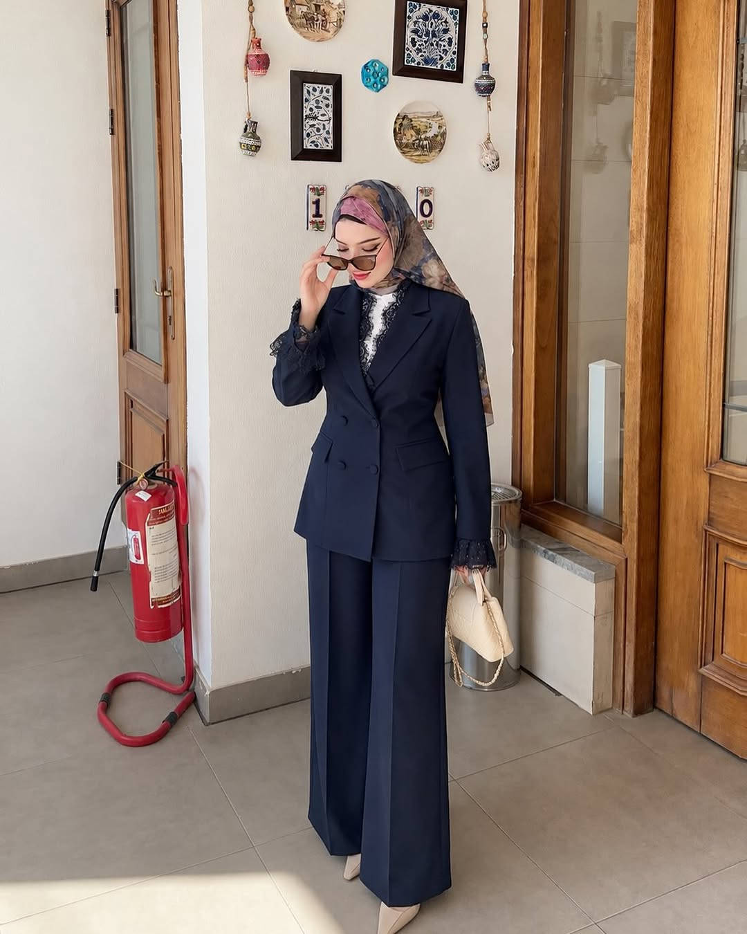 الكولكشن خريفي  غير ويانه ❤️‍🔥 

طقم قطعتين دااابل ايطالي كوالتي عالي مبطن 

السعر : (

القياس:  38 40 42 44 46 48

🔗توصيل البصره 5 💸المحافظات 8🔗

العنوان بصره بريههً شارع مستشفى النور مجمع رونزا 

#للحجز_او_الاستفسار_مراسلتنا_دايركت📩
واتساب ***********
#ازياء_رونزا #طقم #ازياء #فاشن

نص مكتوب في الصور:
- 30 الف