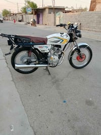 دراجه للبيع تايكر موديل 26 كفاله عامه من البرغي كلهه شغاله مكينه ناعمه...