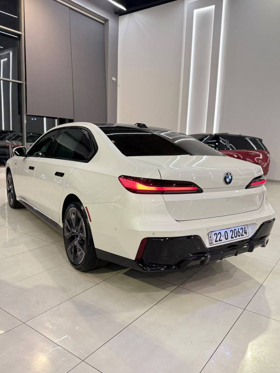 BMW 740i M PACKAGE 2023
Engine: V6 3.0 Turbo 🚀 
ژمارە هەولێر جاهیز 
30 هزار روشتووە 
بێ دەعم,, بێ بویاغ 💎 
دوو پارچە کلێری ئەمریکایە 
بێ ناوگرتن 
بێ ئێرباک 
پێش و پشت کەپس 💯 
وارد ئەمریکی 🇺🇸 
داخل قهوای بیلادی 🤎
سەقف لید,, داتاشوو ,, بانوراما,, شەغال,, 360دەرجە رادار , کامیرە , حساس .... 
نرخ 660 وەرقە و مجال 
📍شوێن هەولێر 
~~~~~~~~~~~
***********
***********
~~~~~~~~~~~
BMW 740i M PACKAGE 2023
Engine: V6 3.0 Turbo 🚀 
رقم اربیل جاهز 
ماشي 30 الف
بدون حادث,, بدون صبغ 💎 
بیها قطعتین کلیر امریکا 
بدون داخل 
بدون ایرباک 
بجم خلف کبس 🔥 
وارد امریکي 🇺🇸 
داخل قهواي بلادي 🤎 
سقف لید , داتاشو, بانوراما, شغال, 360 دەرجە رادار , حساس, کامیرة ....
سعر 660 ورقة بي مجال 
📍مکان سیارة اربیل أربيل, العراق
