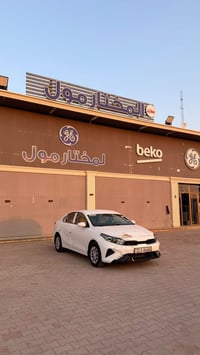 خط الزبيدية • جامعات بغداد • سيارة صغيرة