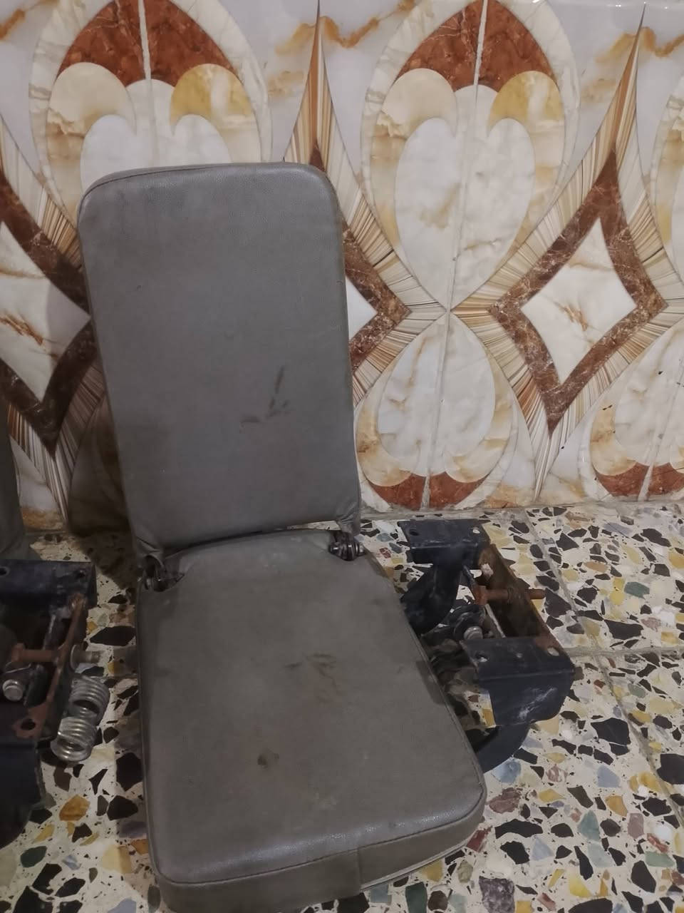 زوج كشن  كلاب اصلي مال شركه سعر زوج ٢٥٠وبيهن مجال تواصل على نفس حساب رقم هاتف ***********حله -سده الهنديه
