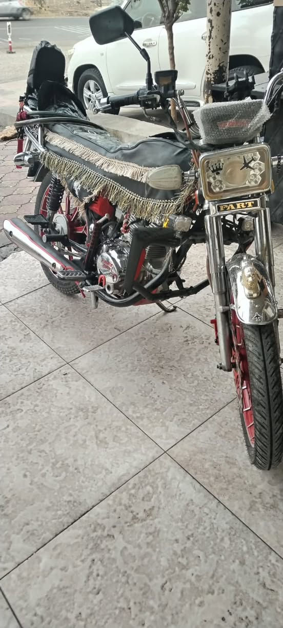 مطور بارت • ٢٠٠ • ٢٠٢٤