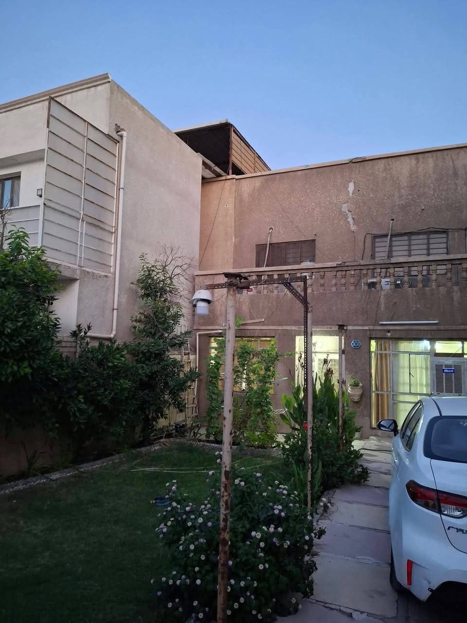الكرادة ساحة الحرية • ٢٢٤م • سند مستقل