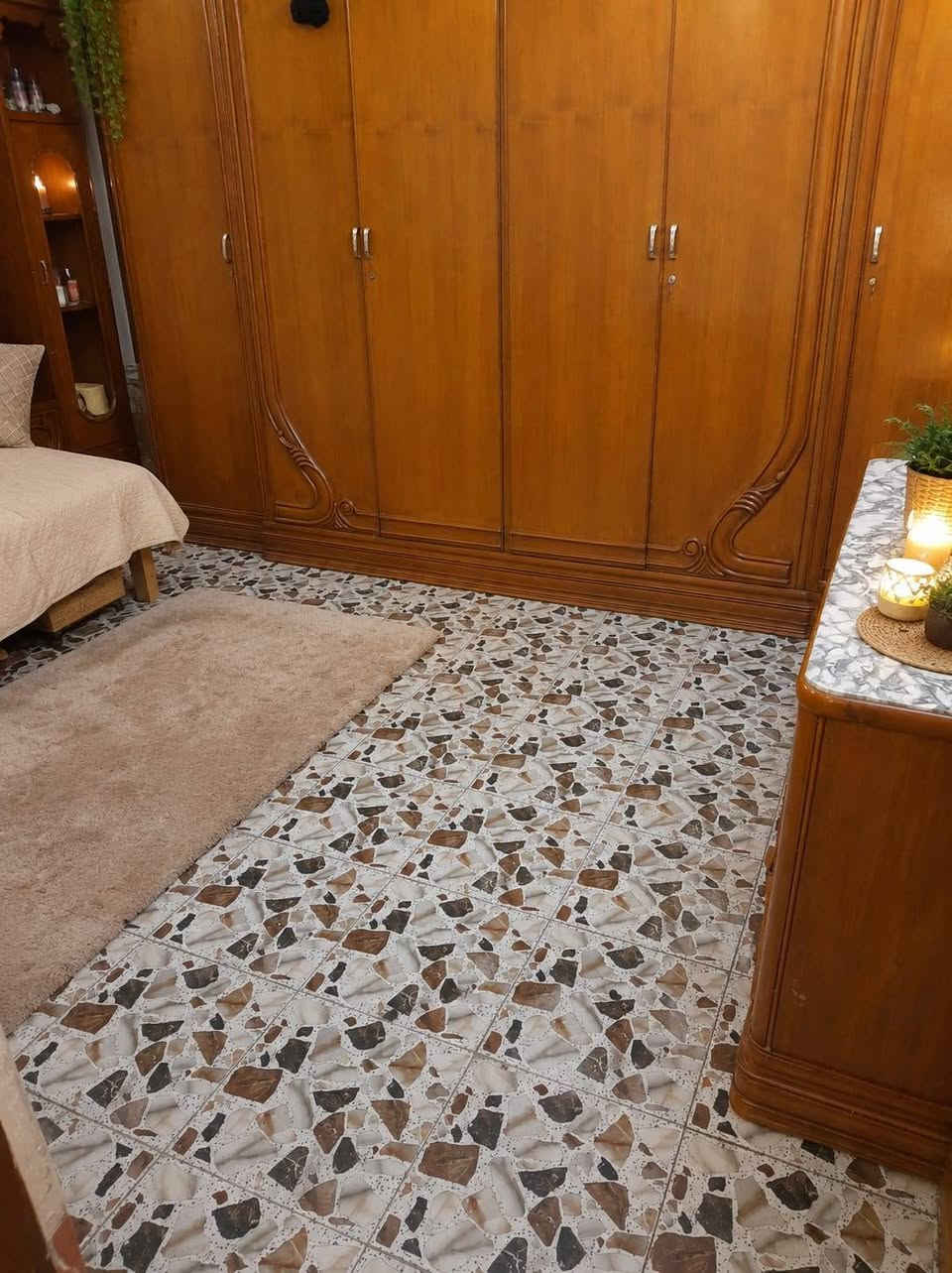 بيت للرهن ١٠٠ متر غرفه وصاله ومطبخ واستقبال مكشوفه و حمام داخلي و خارجي وسطح طابق واحد  حي ميسان شريط ٣٠ قفل للاستفسار ***********
