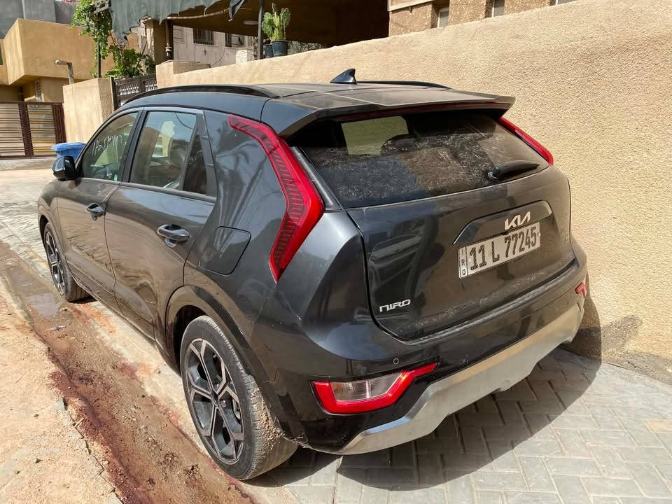 السلام عليكم بعد اذن الادمن المحترم
كيا نيرو 2023  Kia Niro EX Touring
فول مواصفات موديل ٢٠٢٣ حادث خفيف تبديل باب خلف السائق بدون ايرباك ماشيه ٤٠ الف كيلو
العنوان /بغداد/الكريعات
للاستفسار

‭***********
