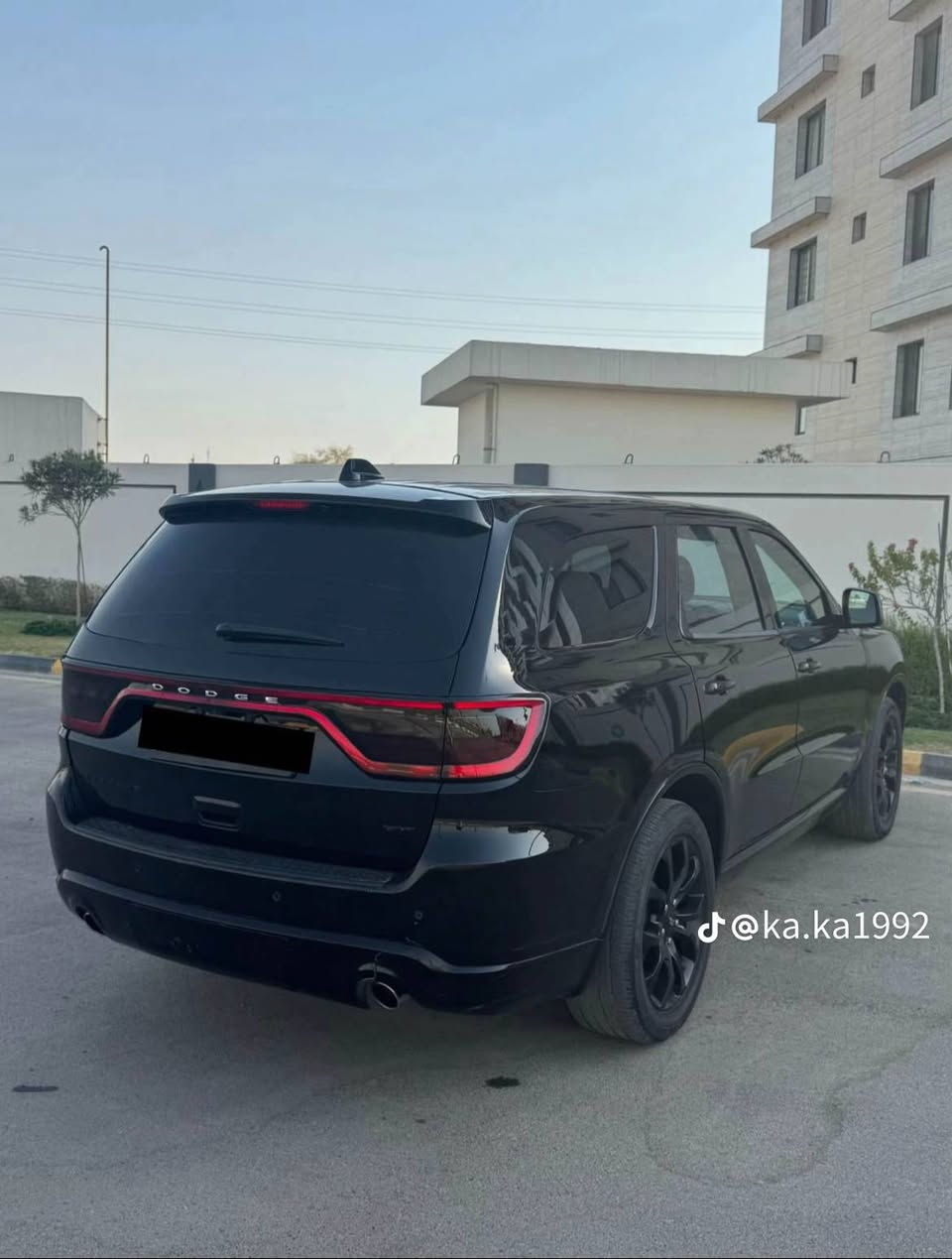 السلام عليكم سياره لبيع دارنكو اسود وارد أمريكا موديل 2022 محدثه السعر ٢٢٥ ***********
