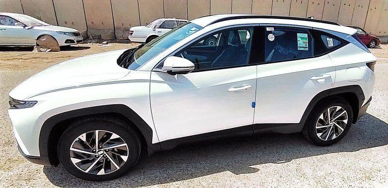 هيونداي توسان 2023 – للبيع 🚗
المواصفات العامة:  

​الموديل: 2023  خليجي

​الحالة: مكفولة كفالة عامة من أي ضرر، صبغ، أو تعديل (شرط الفحص)  

​المحرك: [2000 دوش المرغوب]  

​المواصفات: [شاشة كبيرة، كاميرا، بصمة، كشنات قماش/ تشغيل عن بعد / مرايات شفط مع البصمه، هند بريك بصمة، رادار امامي،تحديد مسار، تبريد قطعتين، مانع الاصطدام، شاحن وايرلس ]  

​المسافة [45982 ألف كم]  

​الرقم: [بغداد / باسمي تحويل ثاني يوم ]

​✨ الملاحظات:  

مكلف مكلف بالنشر لا ارد على الخاص او التعليقات 🌹🌹

​السيارة بحالة الشركة ونظيفة جداً (أخت الزيرو).  

​💵 السعر: [ 205 $ بيها مجال ]

📍 الموقع: [الناصرية]

📞 للتواصل والاستفسار: [***********]
