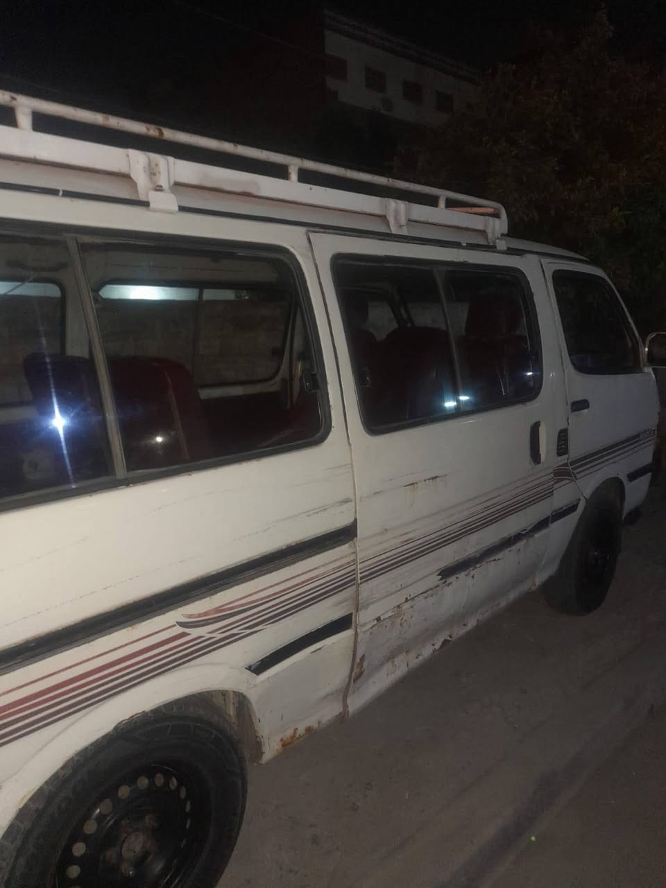 هايسه مودين ١٩٩٦
كير ومحرك بطه 
السياره باسمنا 
تحويل ثاني يوم 
مكان بغداد 
الاتصال على الرقم 
السعر ٤٠ وبيها مجال للطيبين 
***********
