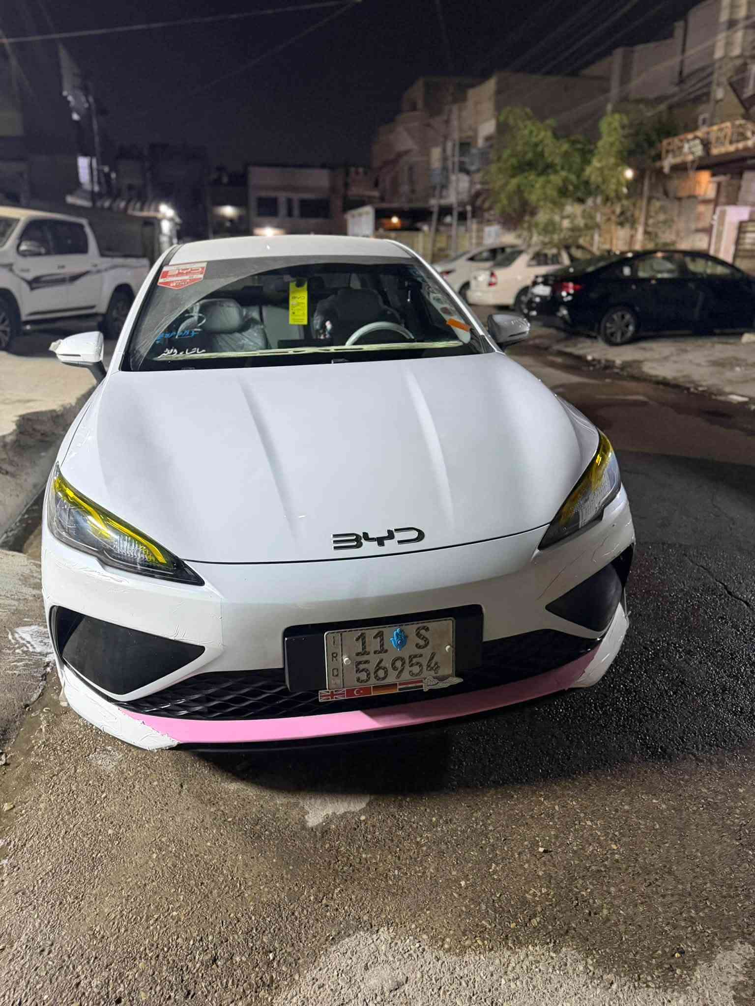 ياالله السلام عليكم بيوايدي سيل فايف مديل 2025 مواصفات عادي سياره ماشيه 26الف المجموع الكلي 10 الالف بانزين 16 الف كهرباء سياره كدامكم موضح كلشي مصروف عليه متعوب عليه سياره من داخل وترتيبات الخارج متصرف عليه ربع سياره دهن جديد وتايرات جدد جاهزه مكمله بلكامل بيه بلبنيد اثر حصوات مال طريق خارجي وبيه شخط موضح بل فيديو بجاملغ خلفي وبيه فطر بدعاميه الامامية بلاستك ممحسوب اني كتلك بي سيارة غير لكلتهن مكفوله كفاله عامه سياره ممتعوبه على ايدي من زيرو غراض شركه ممفتوحات شاحنتها مافاتحه شرط كلة جاهزز سياره مكانه بغداد حي اور قرب مطعم الفلسطيني 
سعره 20مليون 900بيها مجال حك جيه ولماعجبه لمنشور ربي يرزقه ويصعده احسن منها 
سياره بسمي تحويل ثاني يوم وشرط سونار كير مكينه كفاله 

‭0788 483 373
