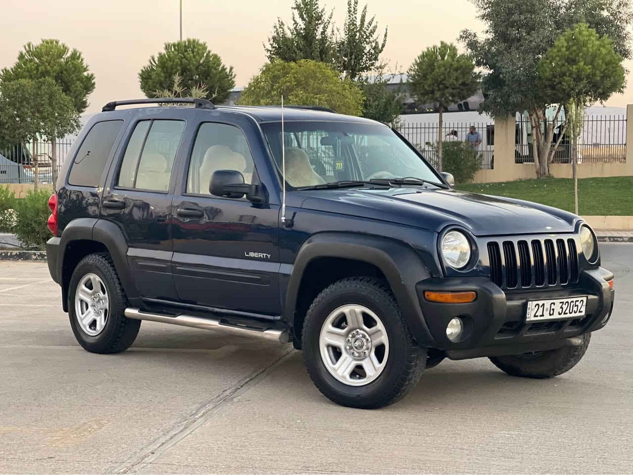 Jeep Liberty 2004

سعری ٦٩ گەڵاو معامەلە 
مواسەفات 
دەبڵ ئەکسل 
ناو زەرد
جام کارەبا
تەحدید سورعە
شاشە ئایپاد
٤ تایەی لۆکی جەبەلی لەژێرایە 
٢٤٠ هەزار ڕۆی شتوەیە 

٣پارچەی بۆیاخە بێ ناوگرتن 

گێڕوو مەکینە وئەکسل بەشەرت

سەیارەکە لە سلێمانیە 

ژمارەی موبایل *********** السليمانية, العراق
