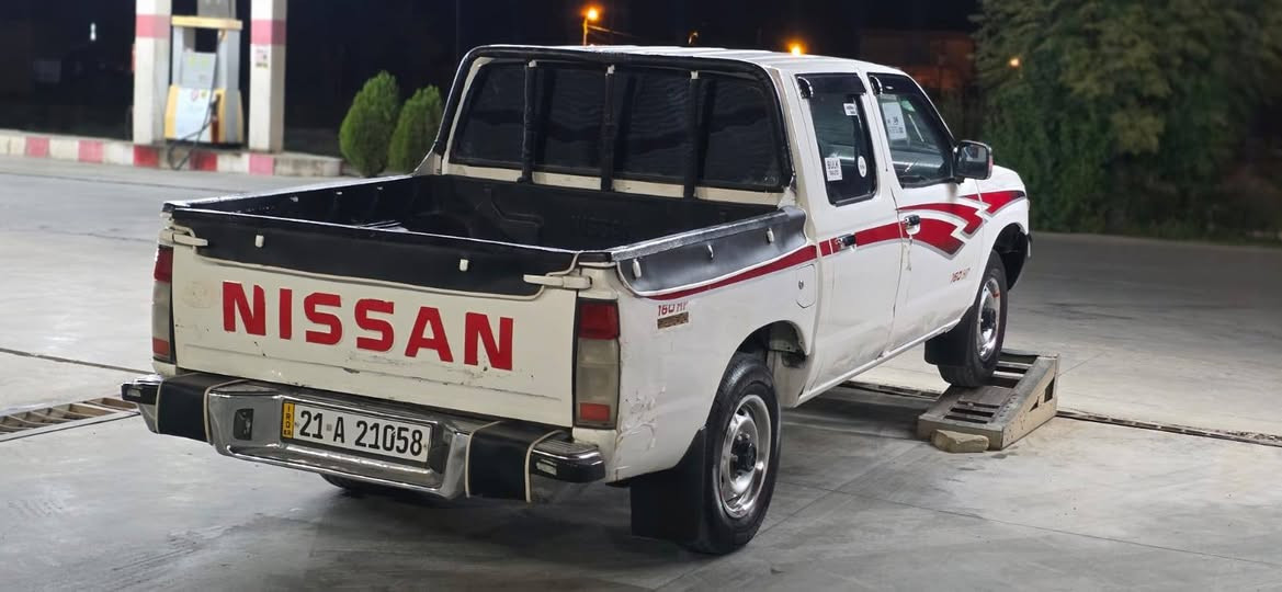 نیسان 2001 سەنەوی هەتا 2030 تازەیە بەشەرتی تەحوویلوو خەرامە سەیارەکە عام پەمپە بۆ جوانی  گێڕوو مەکینەوو ئەکسلی لۆک  چوار تایەی تازە سەیارەی ماڵی خۆمە یەک دینار مەسرووفی تیانیە   سێعری 67گەڵا  ***********      ***********  وەتس ئاپی لەسەرە    67 گەڵا
