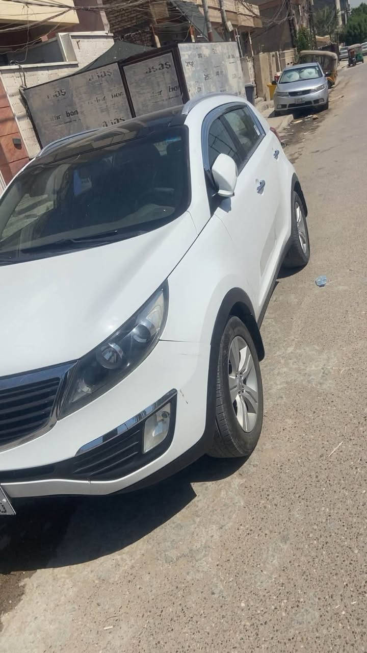 السلام عليكم سبورتج موديل ٢٠١١ بغداد بسمي بيه نص جامغ خلفي صبغ مكاني بغداد شعب 
***********
