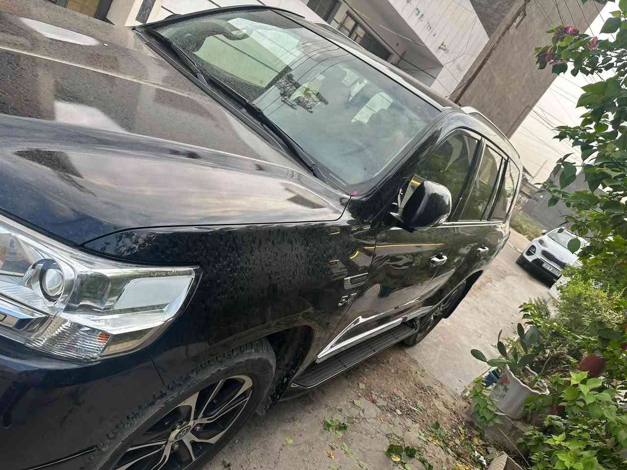 لاندكروز VXS • ٢٠٢١ • ٨ سلندر