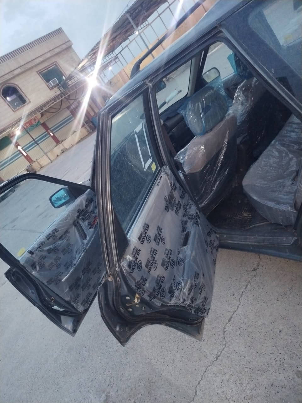 للبيع أو معارضه بسياره
7 راكب 🚐🚐🚐 
مازده موديل 91
رقم نينوى انكليزي
 تبريد 🥶
جامات اربعه كهربائي
سلايت كهربائي
مرايات جانبية كهرباء
كهربائي كلها شغاله 
اربع تايرات جديد
مسجل شاشه وتحكم كنترول 
كير عادي
ومحرك 12 بخ
صبغ مو حزام بسسسس انطيك حزام
شرط التحويل
السعر 40 وبيه مجال
للإستفسار اتصل *********** واتساب ***********
منطقة الشلالات
