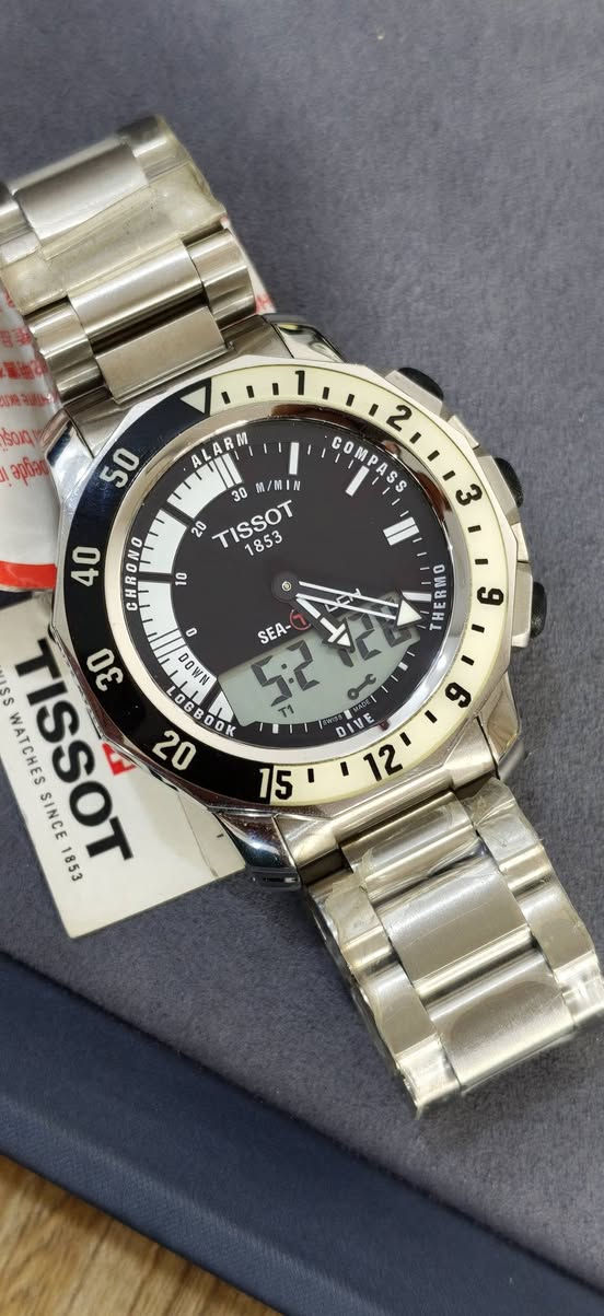 Tissot sea touch Swiss made 
ساعة تيسوت سي تج سويسري أصلي 
اعلئ فئة بتيسوت تج 
فول مواصفات 
وكالة أصلي 
سعر 625 دولار 
***********»»»»» متوفر واتساب 
يوجد خدمة التوصيل
