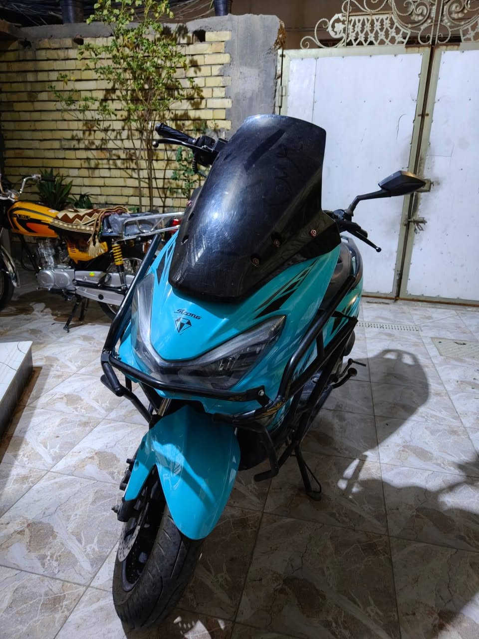 سلام عليكم دراجه سكنس جبلي صيني للبيع الدراجه موديل 2025 الدراجه حلوه وناعمه بيها بس خلل ب كهربائيات  كير مكينه كفاله مامفتوحه ومصل ماموضح بصور ومكان الدراجخ كربلاء حي العامل قرب جامع اهل البيت ورقم راعيها *********** مكلف بنشر 
علي ال محمد  هذا راعيها

