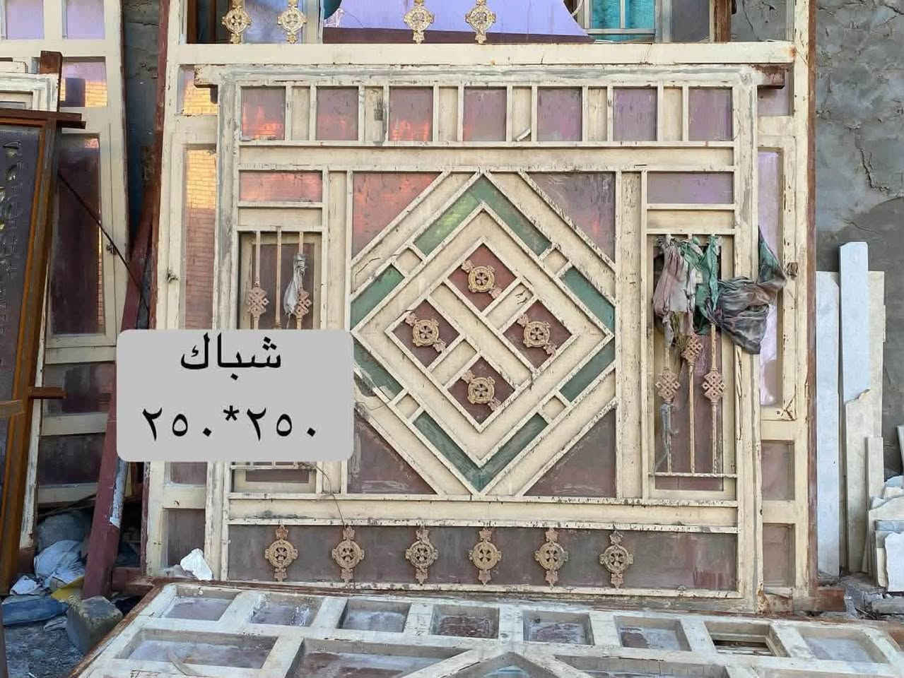 السلام عليكم ابواب وشبابيك حديد ثقيل جداً ونظافه سيت واحد نقشه وحده أسعار مناسبه جدا 

***********

نص مكتوب في الصور:
- شباك
- ٢٥٠*٢٥٠
- شباك زاويه
- ٢ * ٢٥٠