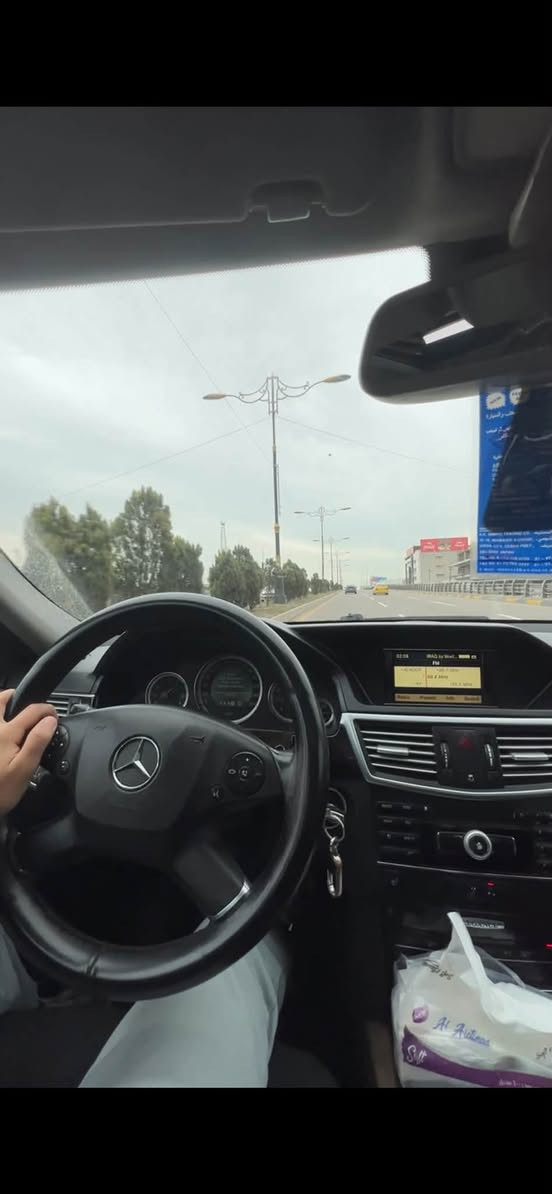 سلام عليكم مارسيدس e200 2010 Avantgarde 
 فول سلايت كشنات  هيتر تبريد قطعتين ثلج شاشه و حاسه امامى و خلفى لايتات دايناميك سياره بدون صبغ بدون تعديل بدون بارد دعاميات كفاله سعر 155 بيها مجال عنوان موصل 
سنوية جديدة سياره بسمي ***********
