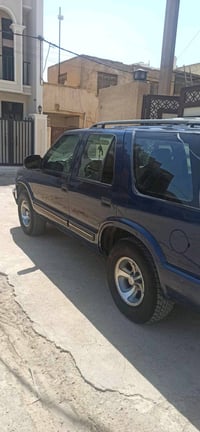 بلايزر ٢٠٠١ • مكينة ٣٦٠٠ • باسمي تحويل