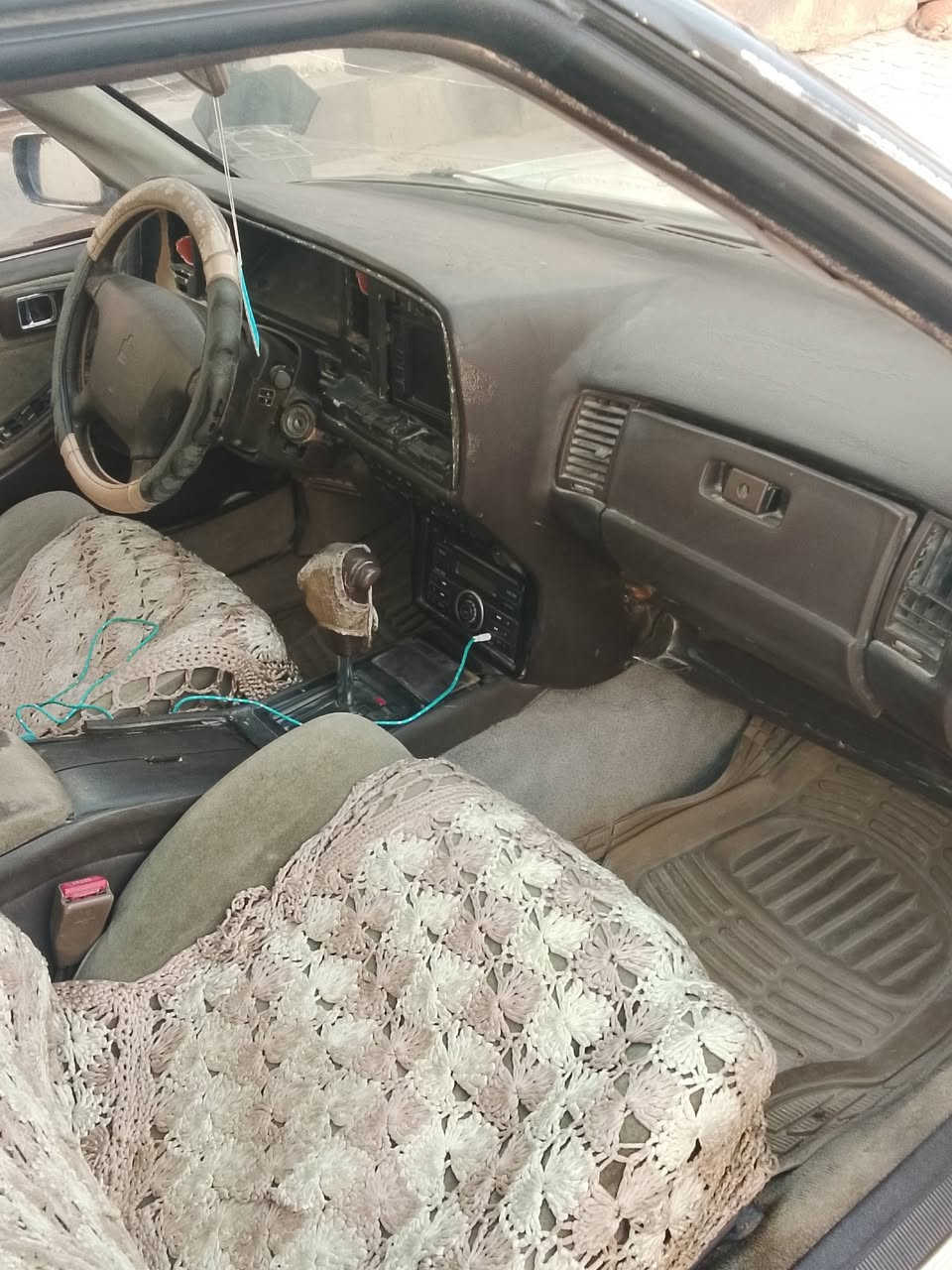 هارتوب للبيع موديل 90 سياره مقفوله من القص سياره باسم جواريني مكانها نجف سنويه ساقطه بال 19 كهربائياته شغاله تبريد شغال تخم تاير   سعر 25  وبيه مجال  ***********
