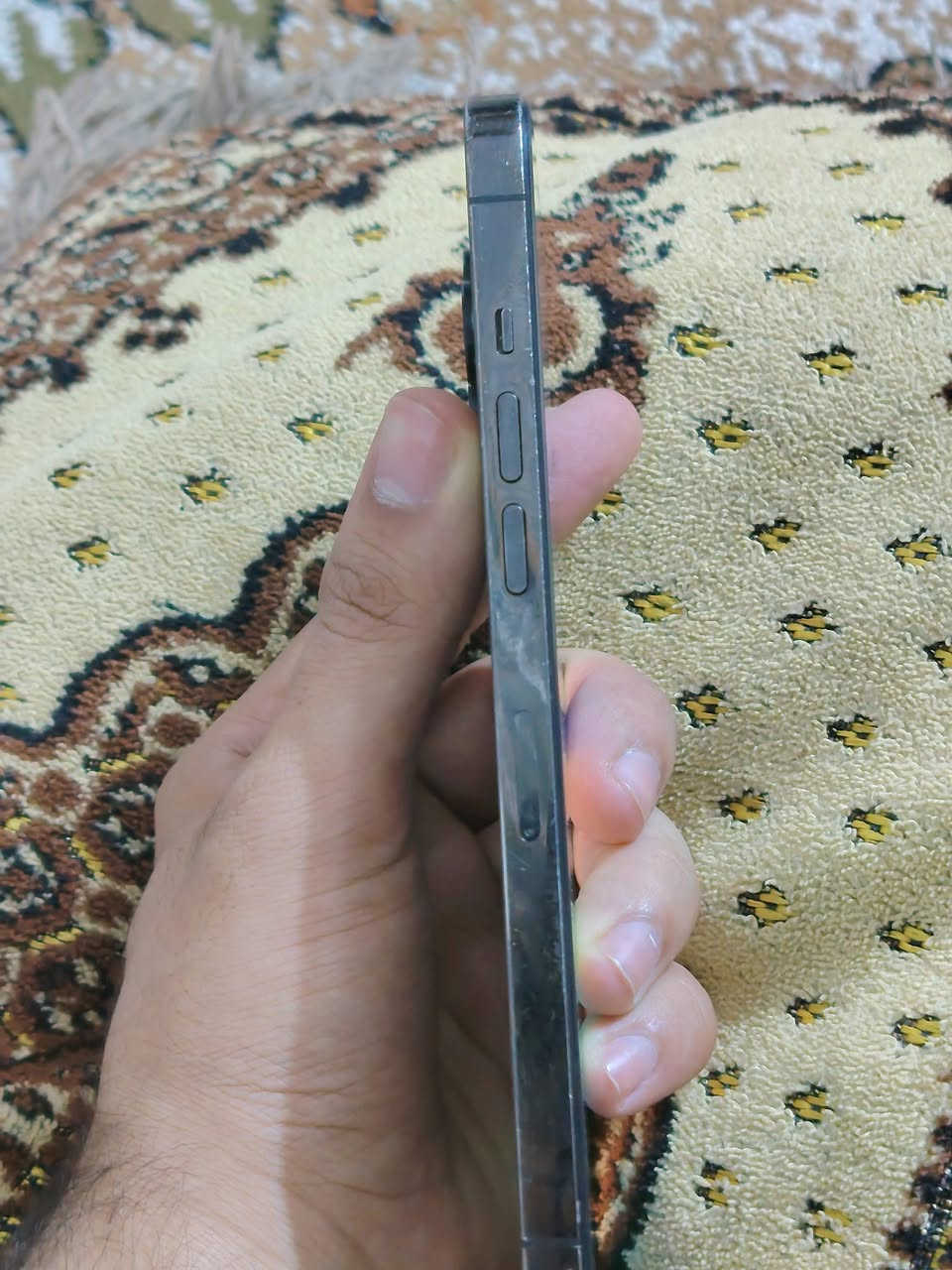 سلام عليكم إيفون 12برو ماكس ذاكره 256مبدل شاشه وبطارية وفيس أيدي متوقف سعر 290 وبي مجال قليل بغداد مدينه الصدر الهاتف ***********

